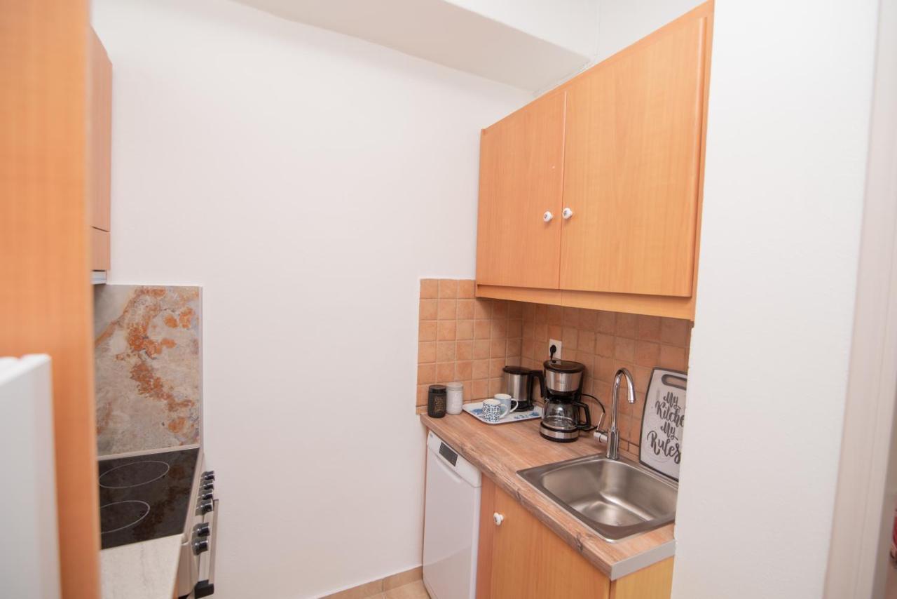 Tsaner Apartment And Rooms 马塔拉 外观 照片